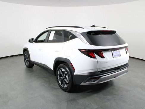 Used 2026 Hyundai Tucson SEL FWD image 4