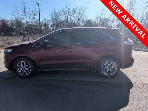 Used 2023 Ford Edge SEL w/ Convenience Package image 8