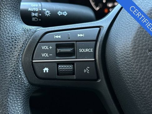 Certified 2025 Honda HR-V LX image 28
