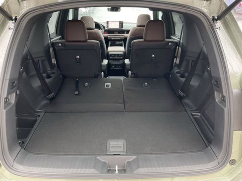 New 2026 Honda Pilot TrailSport image 23