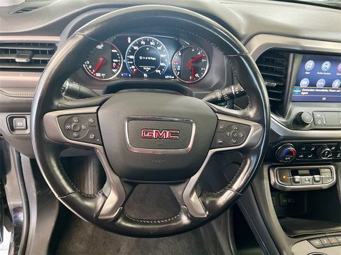 Used 2022 GMC Acadia AT4 w/ Technology Package image 11
