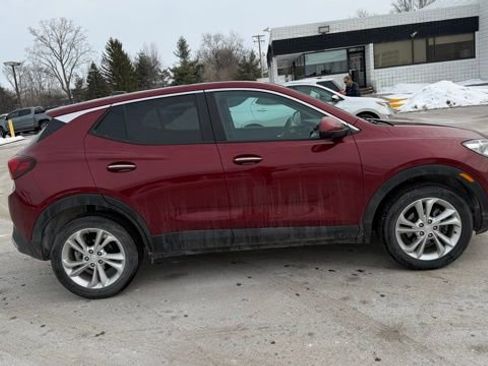 Used 2023 Buick Encore GX Preferred w/ Cold Weather Comfort Package image 4