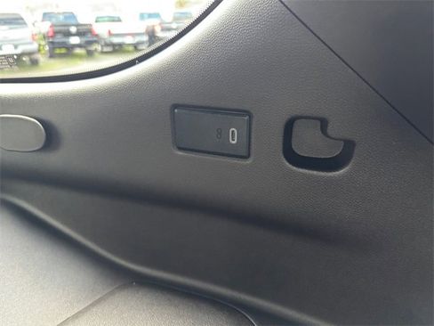 Used 2021 Chevrolet Tahoe LS image 36