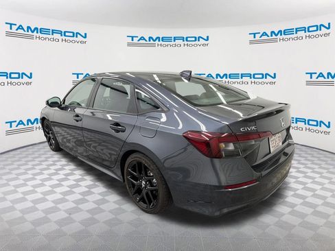 Used 2025 Honda Civic Sport image 3