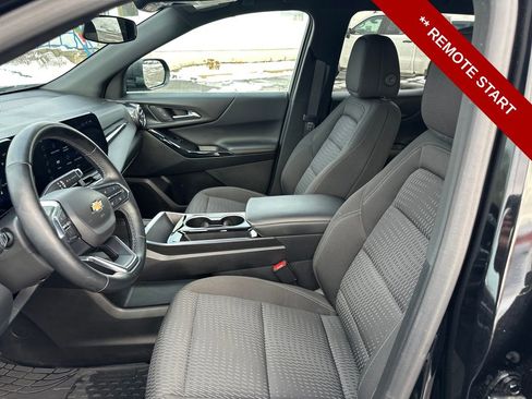 Used 2025 Chevrolet Equinox LT image 11