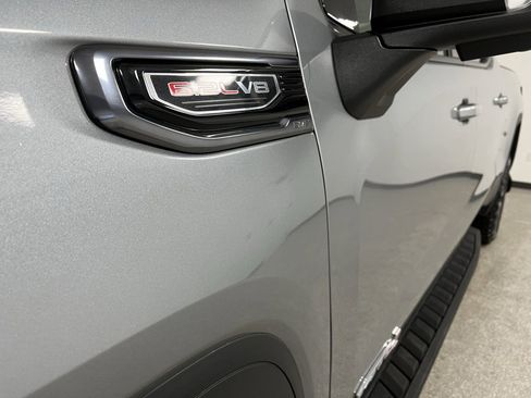Used 2024 GMC Sierra 1500 AT4 image 17
