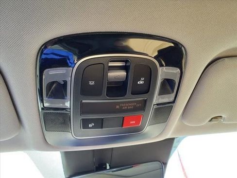 Used 2024 Hyundai Sonata Limited image 28