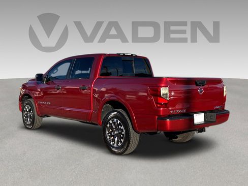 Used 2019 Nissan Titan PRO-4X image 22