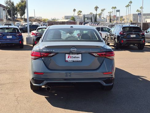 Used 2025 Nissan Sentra SR FWD image 7