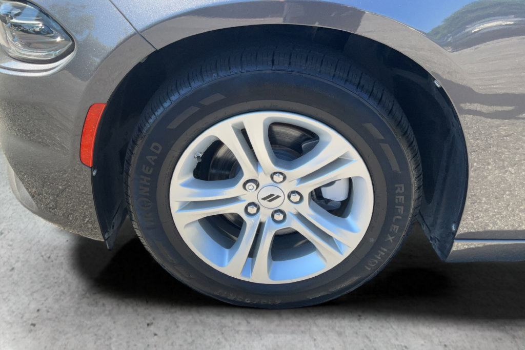 Used 2023 Dodge Charger SXT RWD image 25