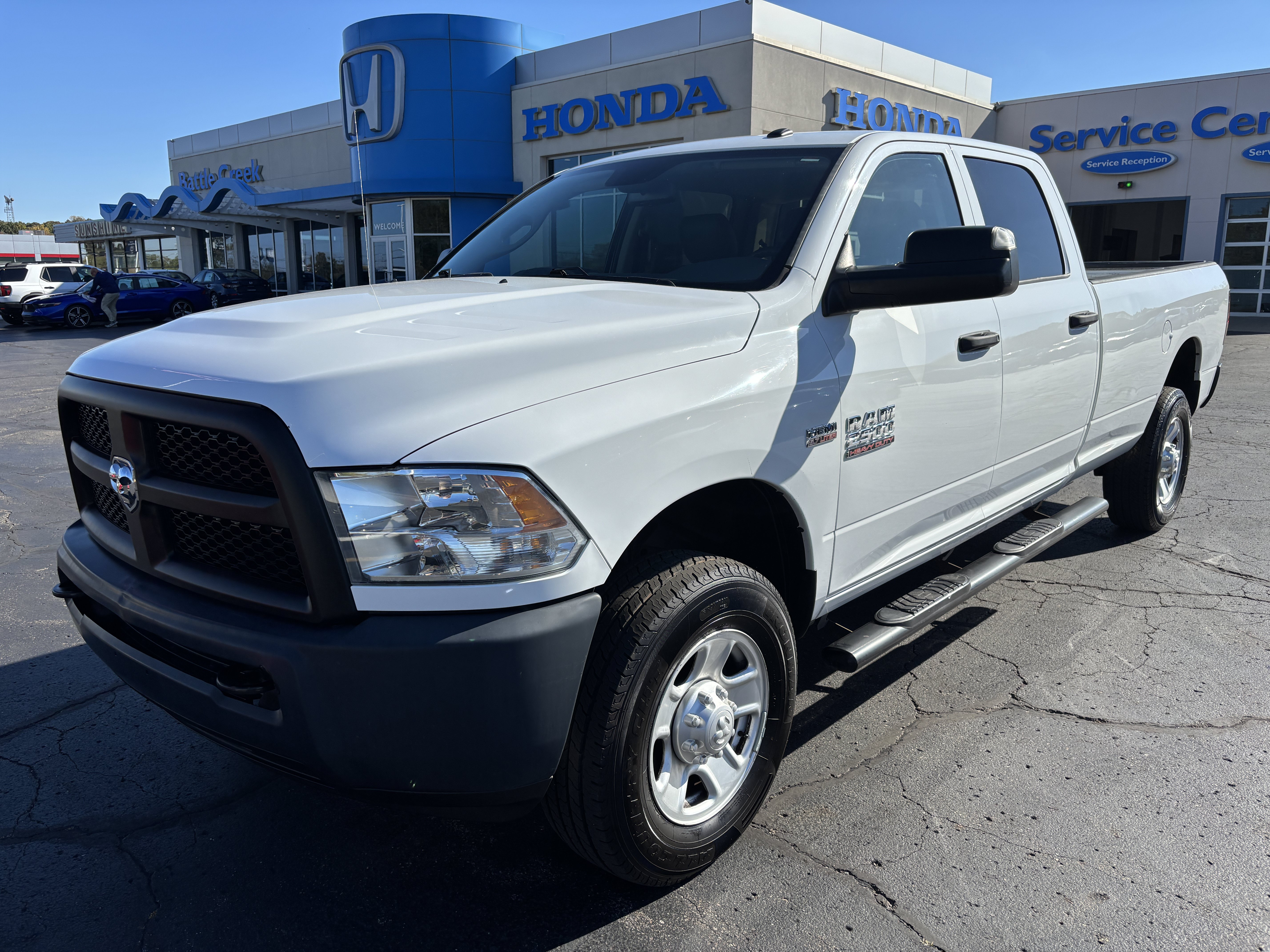Used 2016 RAM 2500 Tradesman AWD/4WD image 2