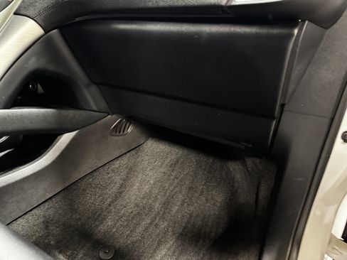 Used 2017 Lincoln MKX Premiere image 34