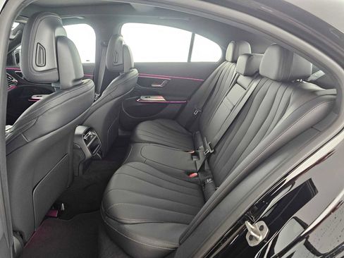 New 2026 Mercedes-Benz E 350 4MATIC Sedan image 16