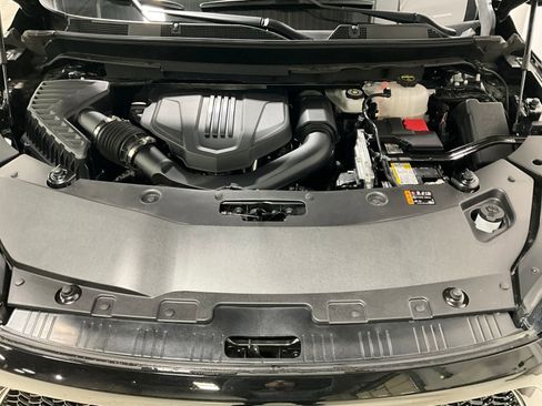 Used 2025 Buick Enclave Sport Touring image 12