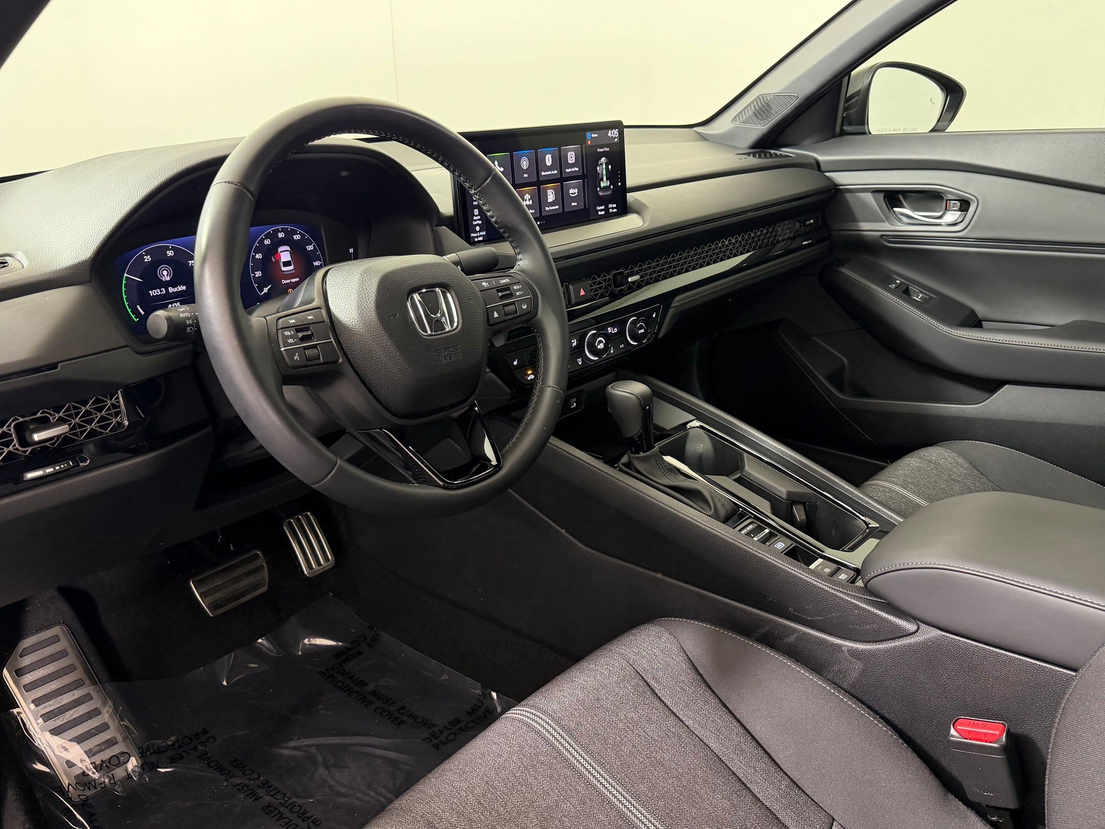 Used 2025 Honda Accord Sport image 4