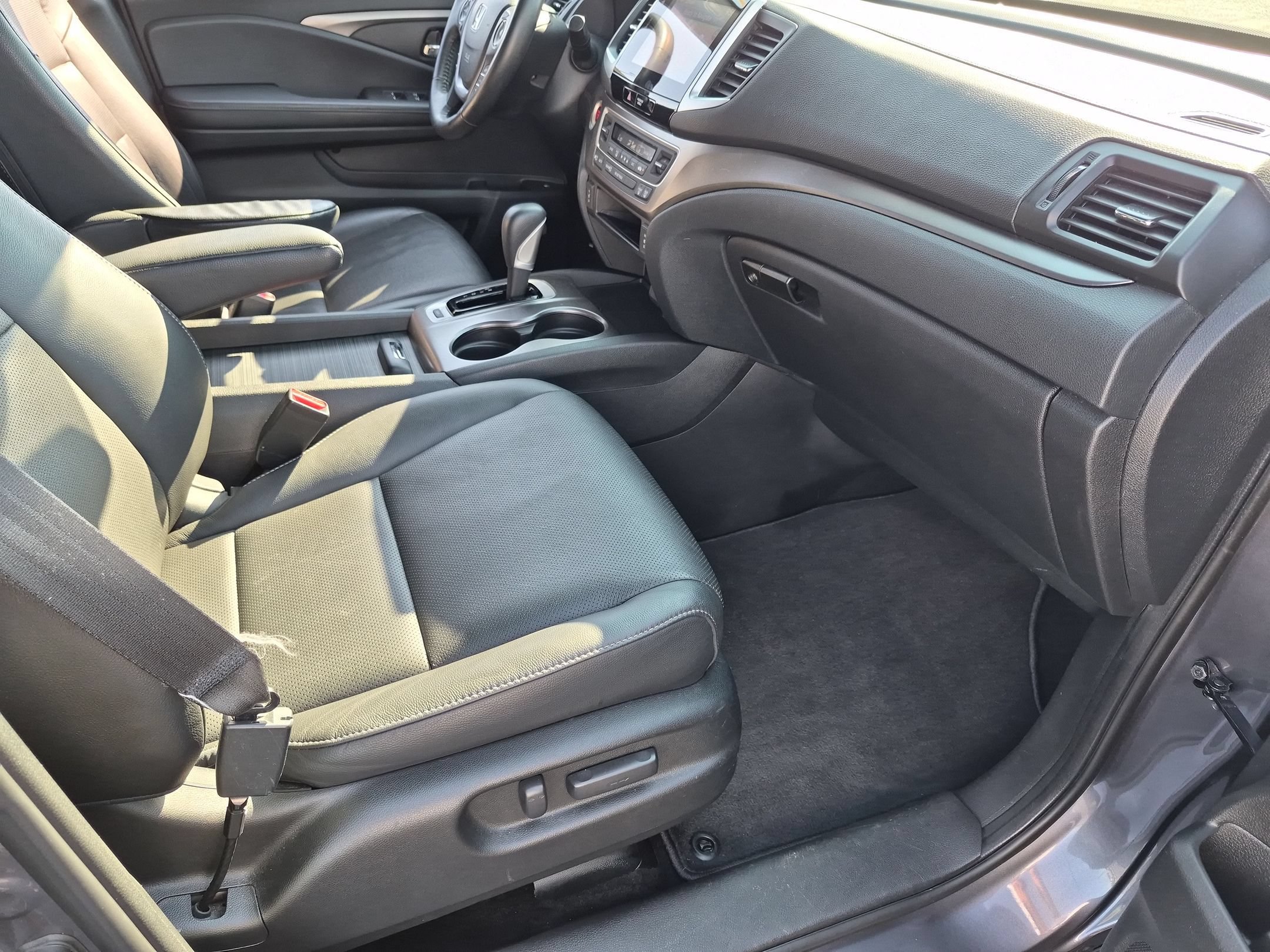 Used 2019 Honda Ridgeline RTL-T image 37