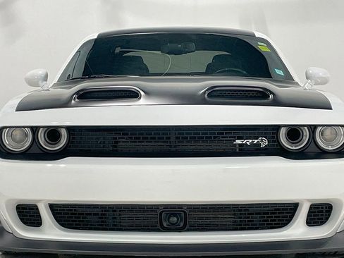 Used 2020 Dodge Challenger SRT Hellcat image 15