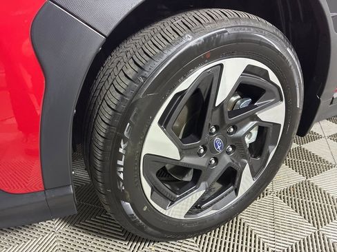 Certified 2025 Subaru Crosstrek 2.5i Limited w/ Popular Package #4A image 4