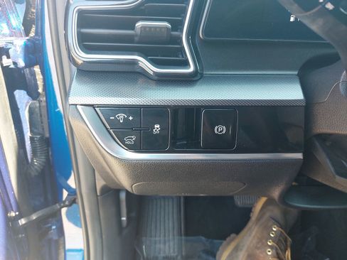 Used 2023 Kia Sportage SX FWD image 28