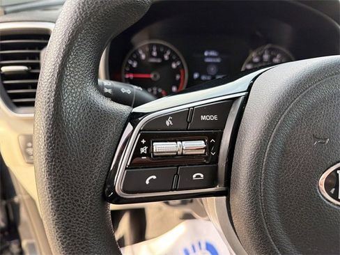 Used 2022 Kia Sportage LX w/ LX FWD Value Edition Package image 18