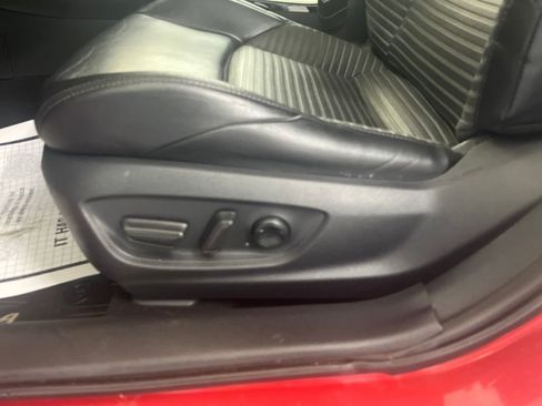 Used 2020 Toyota Corolla XSE image 51