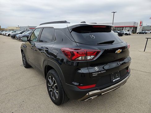 Used 2022 Chevrolet TrailBlazer ACTIV image 3