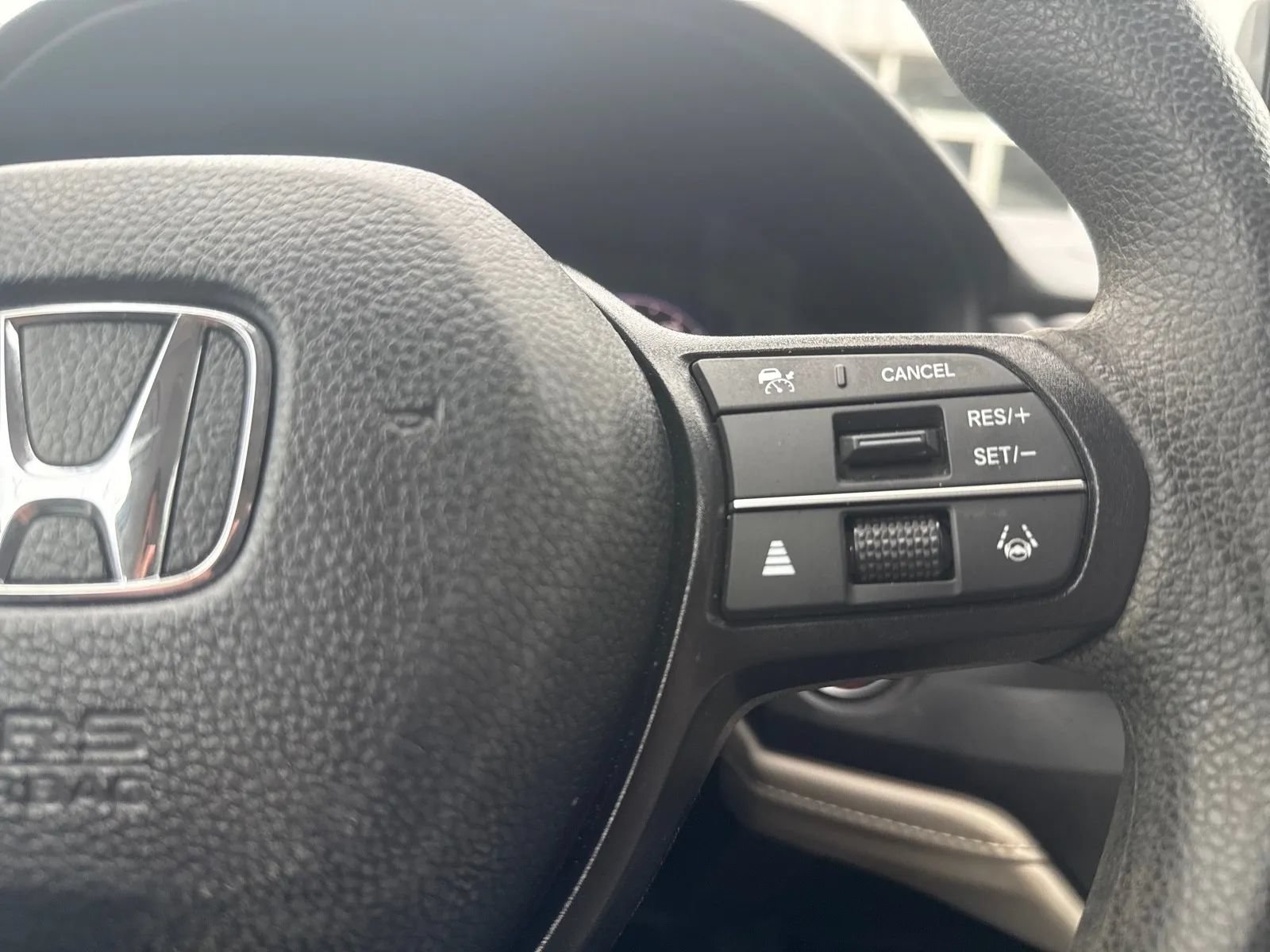 Used 2025 Honda Accord SE image 17