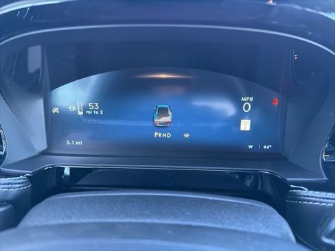 New 2026 Lincoln Corsair Premiere image 12