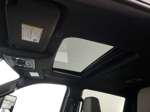 New 2026 Chevrolet Silverado 2500 ZR2 AWD/4WD image 35