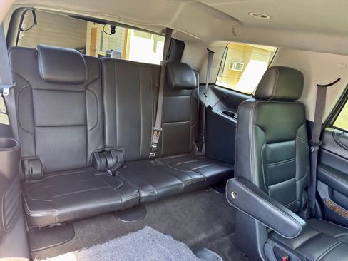 Used 2015 GMC Yukon Denali w/ Premium Package RWD image 15