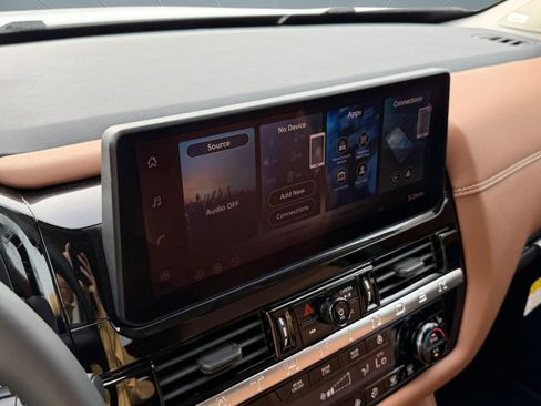 New 2026 Nissan Pathfinder Platinum AWD/4WD image 27