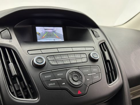 Used 2018 Ford Focus SE image 15