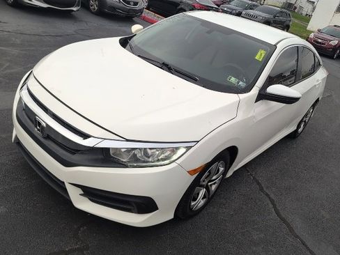 Used 2017 Honda Civic LX image 4