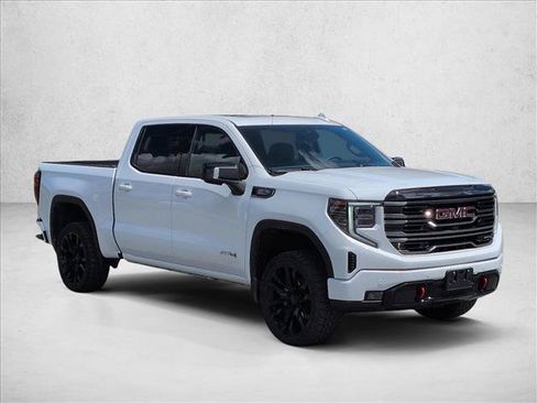 Used 2025 GMC Sierra 1500 AT4 w/ Technology Package AWD/4WD image 2