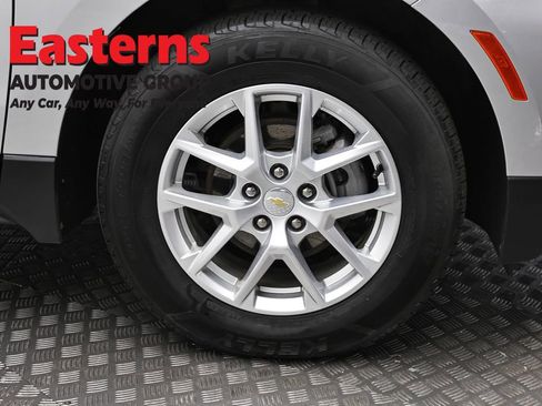 Used 2022 Chevrolet Equinox LS image 32