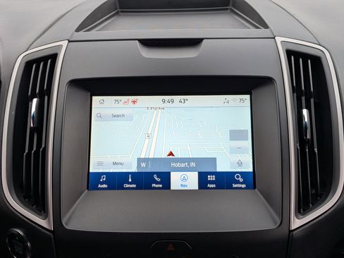 Used 2020 Ford Edge ST-Line w/ Cold Weather Package image 30