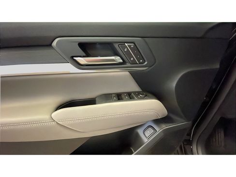 New 2026 GMC Terrain Elevation w/ Elevation Premium Package image 10