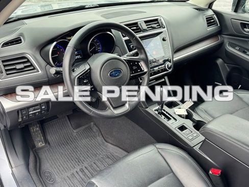 Used 2019 Subaru Outback 2.5i Limited w/ Popular Package #2 image 9