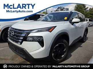 Used 2025 Nissan Rogue SV AWD/4WD 360° Tour