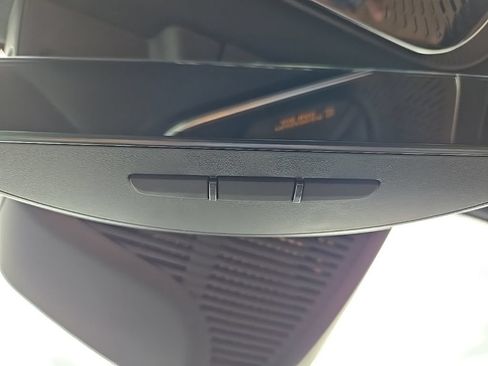 Used 2025 Mercedes-Benz E 350 4MATIC Sedan image 40