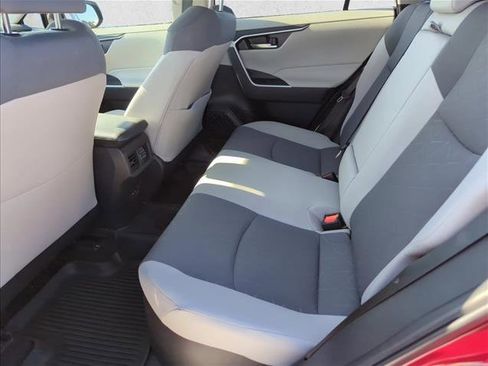 Used 2024 Toyota RAV4 XLE w/ Convenience Package image 23