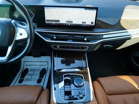 Used 2024 BMW X7 xDrive40i w/ Premium Package AWD/4WD image 54