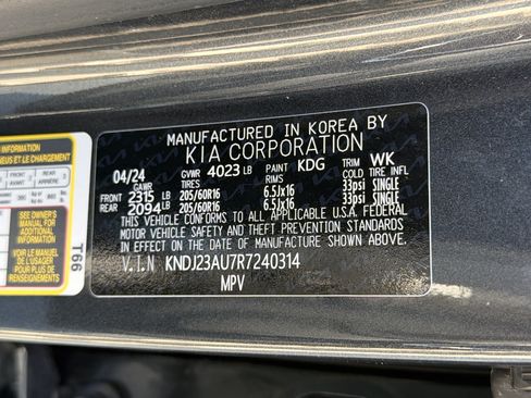 Used 2024 Kia Soul LX w/ Option Group 015 FWD image 28