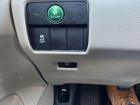 Used 2015 Honda Accord LX image 23