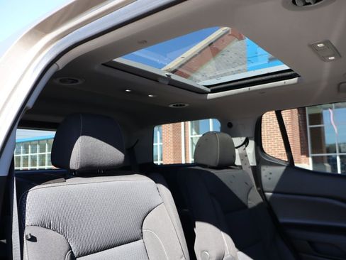 Used 2023 GMC Acadia SLE w/ Driver Convenience Package image 49