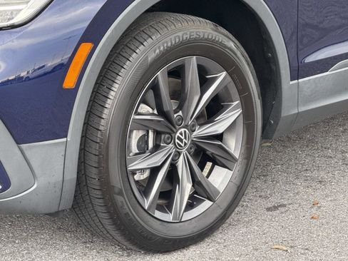 Used 2023 Volkswagen Tiguan SE image 29