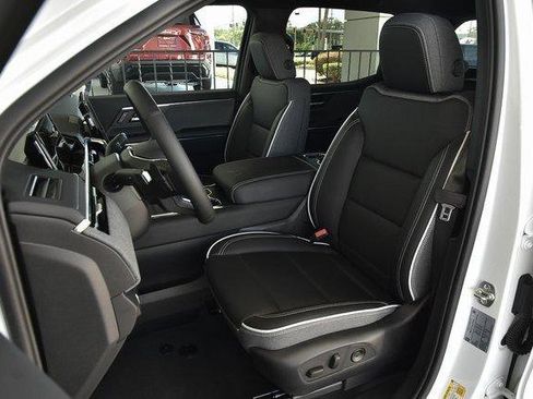 New 2026 GMC Sierra EV Elevation image 26