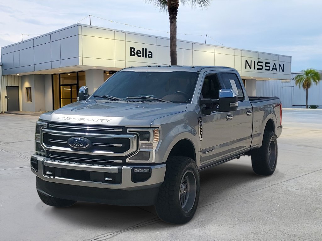 Used 2022 Ford F350 Platinum AWD/4WD image 1