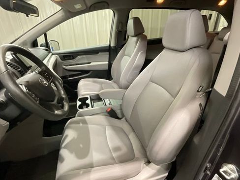 Used 2022 Honda Odyssey EX image 10