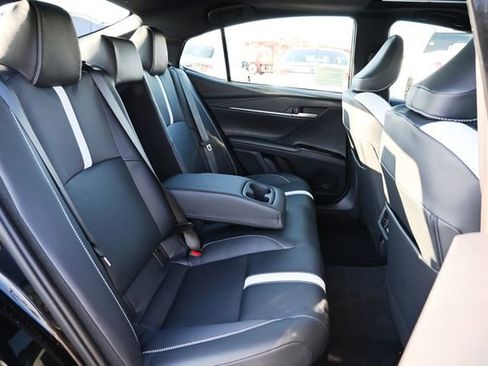 New 2026 Toyota Camry Hybrid AWD/4WD image 16